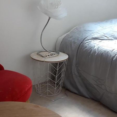 Triplex Tout Confort, Plein Centre Ville Bauge En Anjou Buitenkant foto