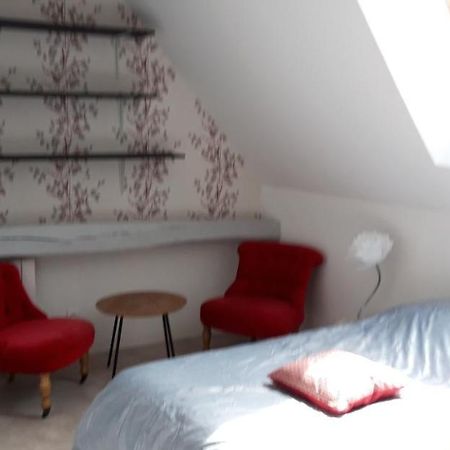 Triplex Tout Confort, Plein Centre Ville Bauge En Anjou Buitenkant foto